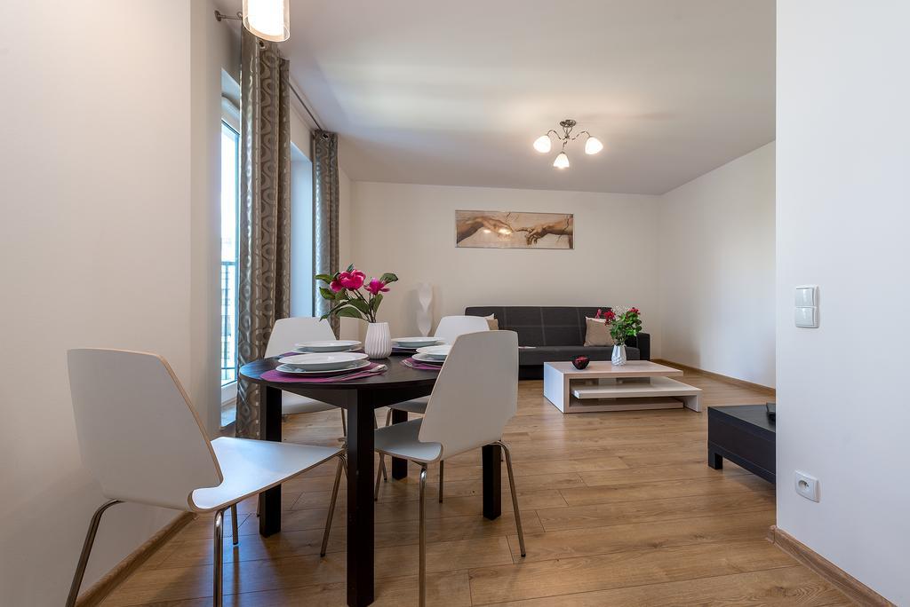 P&O Apartments Wola Tarasy Варшава Екстер'єр фото